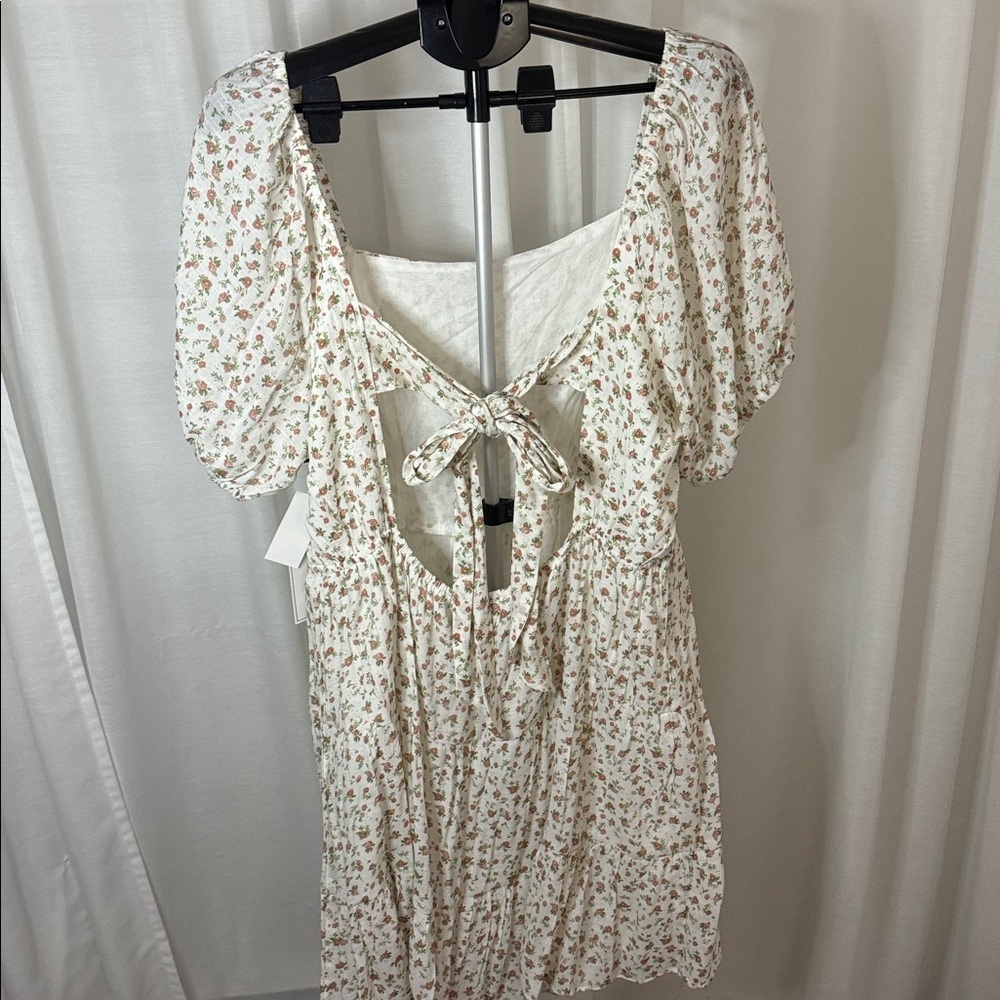 NWT 1STATE Soft Floral Dress Size 2x Off white\cream Plus Size Old Money Summer - Picture 3 of 8